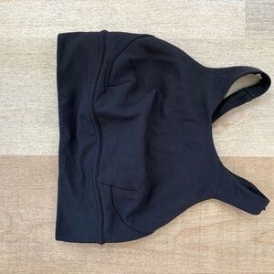 Lululemon high neck sports bra size 6